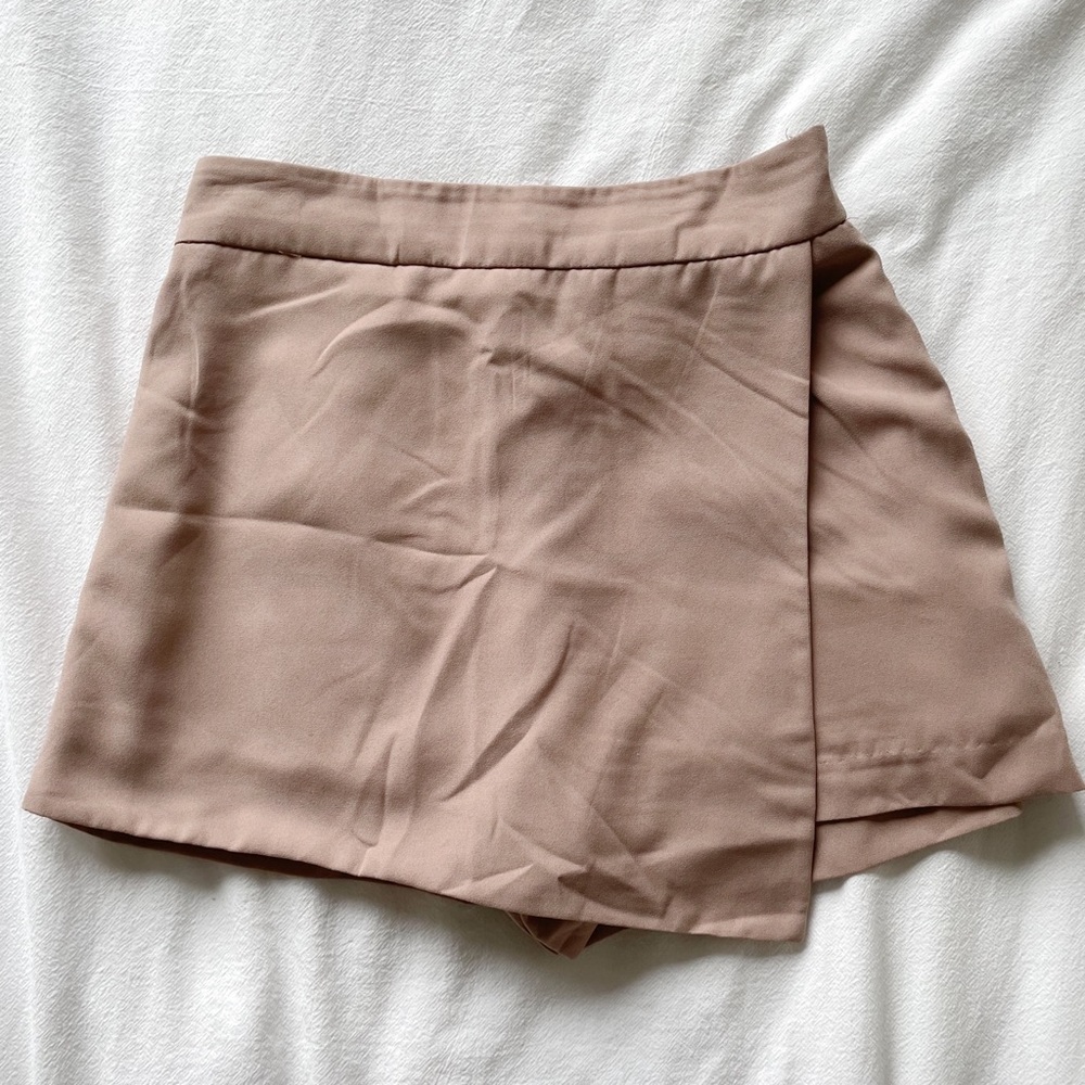 Light Tan/Blush Skort